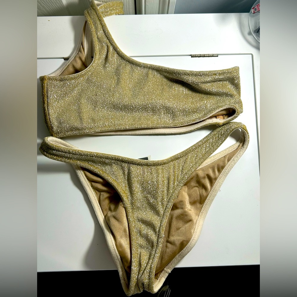 Triangl Bikkini